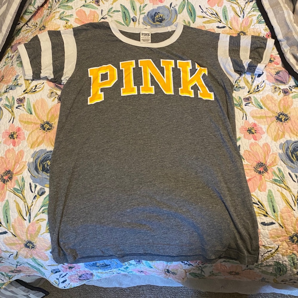 Pink T shirt